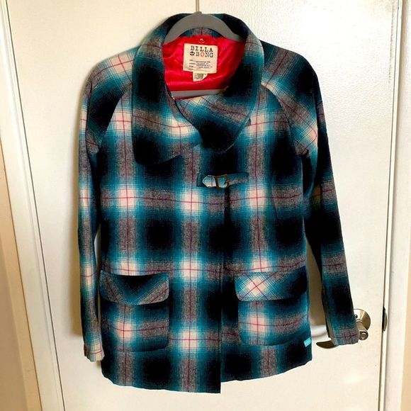 Billabong Jackets & Blazers - Billabong turquoise plaid jacket. Size small